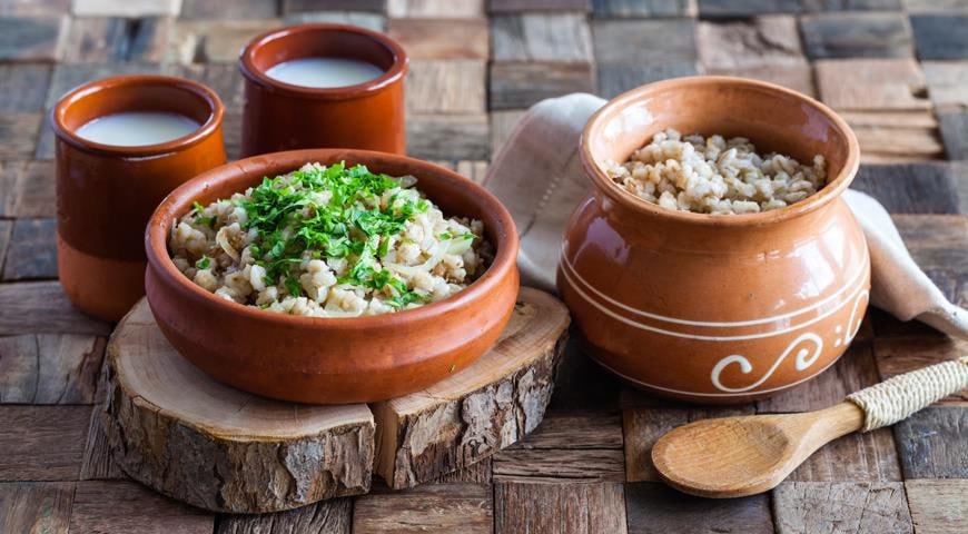 I benefici del porridge di orzo perlato