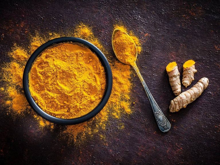 Curcuma – preserva la giovinezza